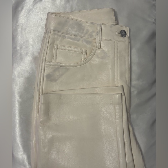 Aritzia malina pants, cream, size 4 - Picture 3 of 3